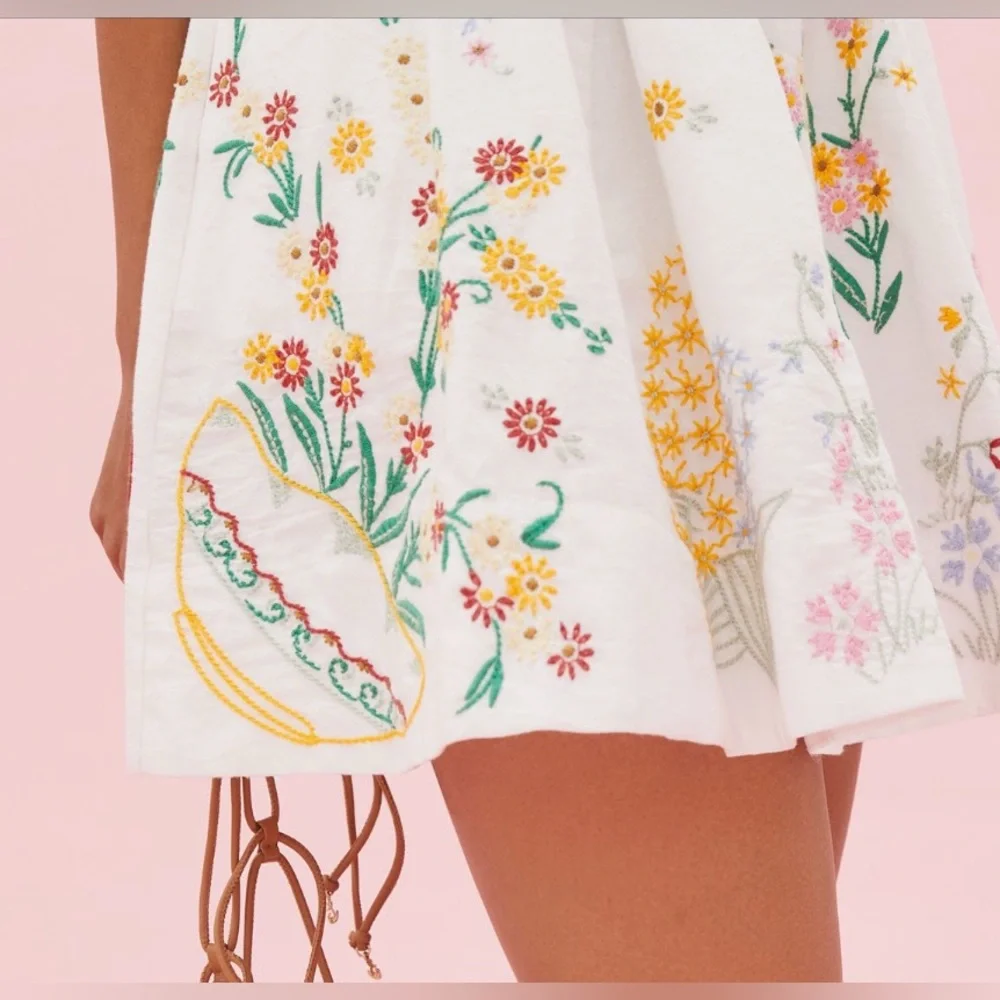 Anthropologie Deep V White Cotton Dress with Colorful Floral Embroidery • L - Picture 13 of 17